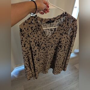 Elegant Tan and Black Blouse